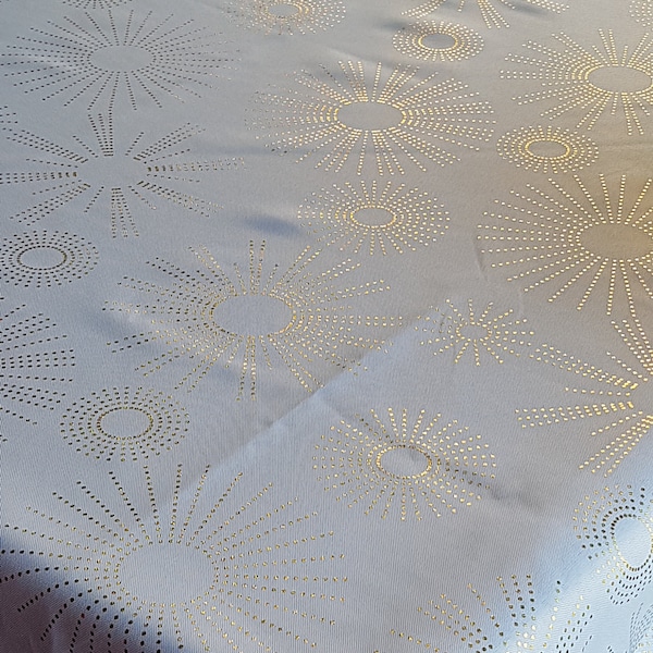 Nappe de Noël blanche et dorée rectangulaire240x150cm.