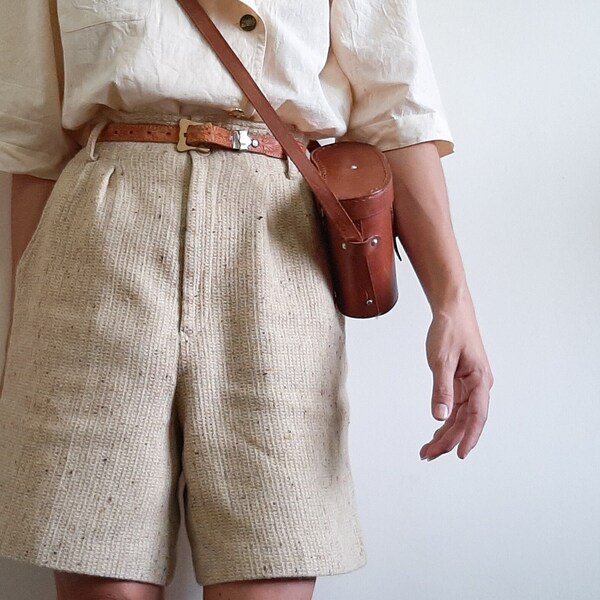 Vintage Cream Beige Wool Shorts High Waisted Pleated Shorts Waist 28 inch Size Medium Unisex Shorts With Pockets Womens Shorts Mens Shorts