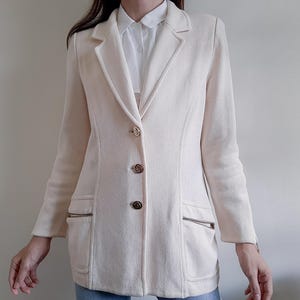 St John Knits Cream Jacket - Etsy display picture 2
