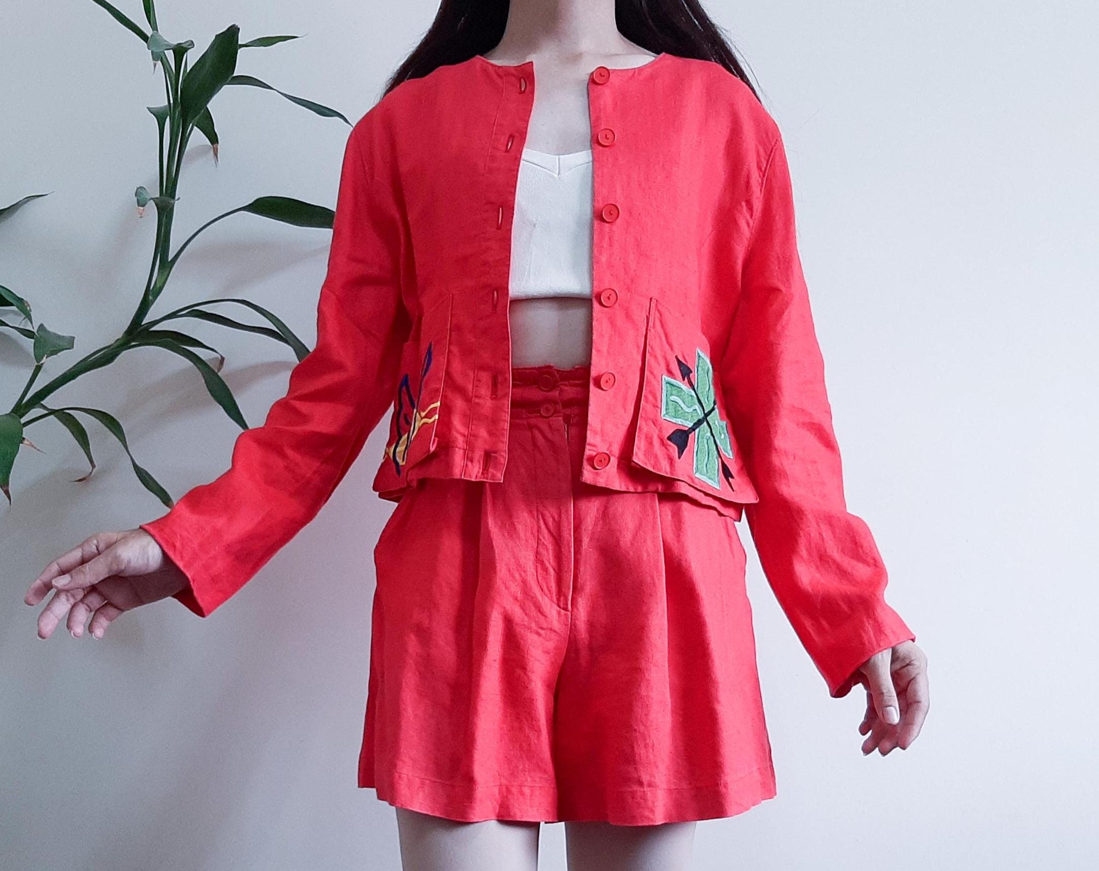 JEAN CHARLeS de CASTELBAJAC Red Linen 2 Piece Set 1980s 100% Linen Jacket and Shorts Waist 26 Inch Size S Embroidered Pockets Jacket