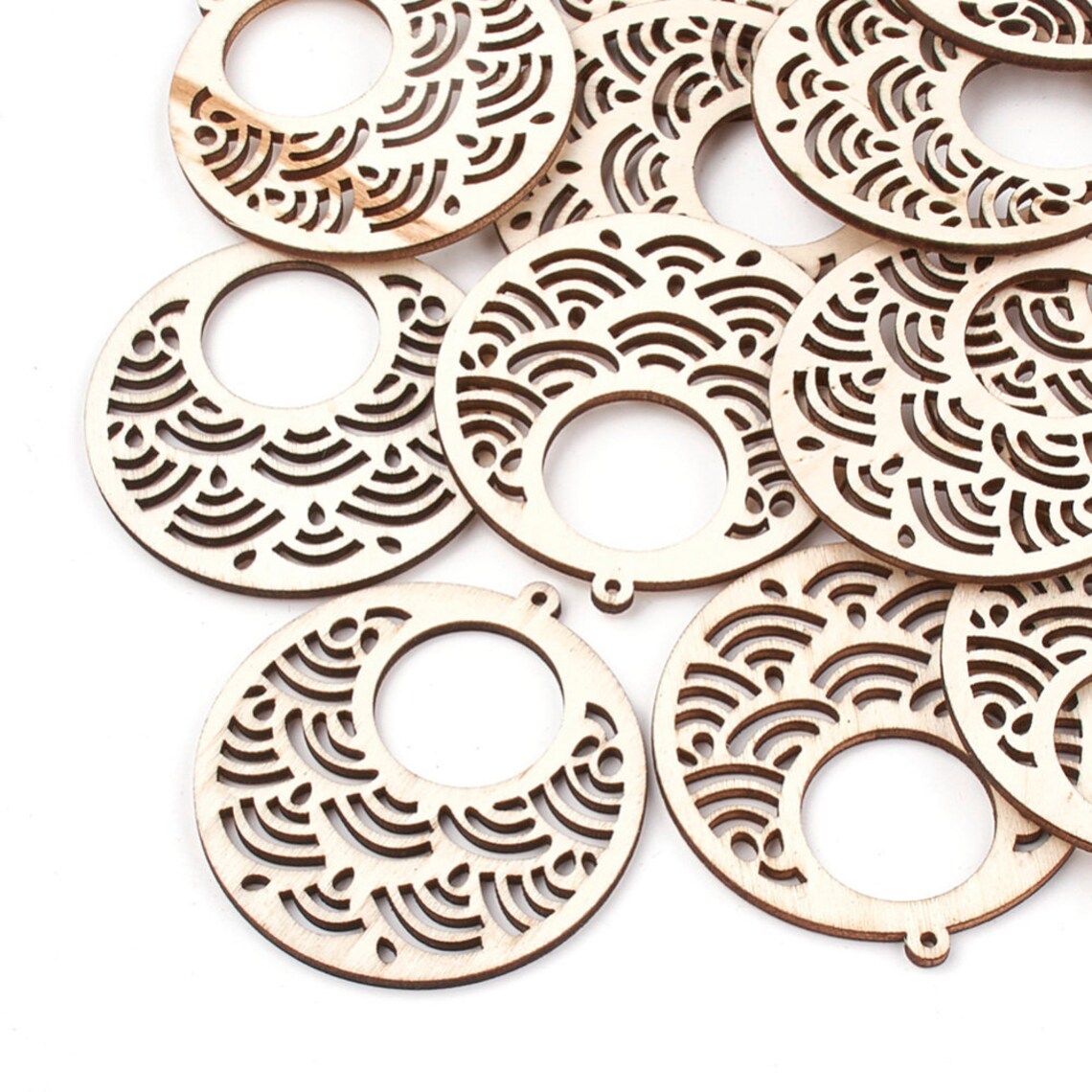 individuales redondos de madera