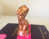 Replica FLEABAG 39 Mother 39 Sculpture Statue by The Godmother Phoebe Waller Bridge Olivia Coleman, bronze, copper, gold, rose gold, antique