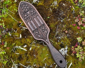 Handgemaakte BDSM peddel walnoothout impact peddel gotische stijl spanking peddel ambachtelijke knik cadeau handgemaakt kerker decor