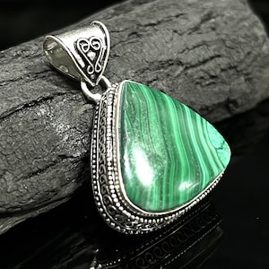 Malachite Pendant Natural Green Malachite Loose Gemstone Vintage Pendant Handmade 925 Sterling Silver Jewelry Pendant Gift For Her