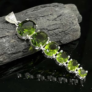 Amazing Quality Faceted Peridot Pendants 925 Sterling Silver Pendant Handmade Peridot Loose Gemstone Pendant silver Jewelry Gift for her