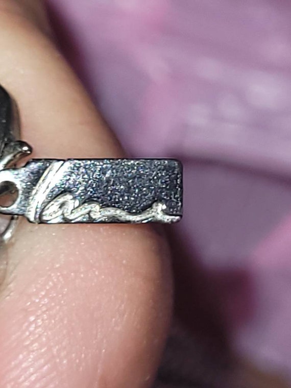 Silvertone mesh chain with butterfly pendant. - image 5