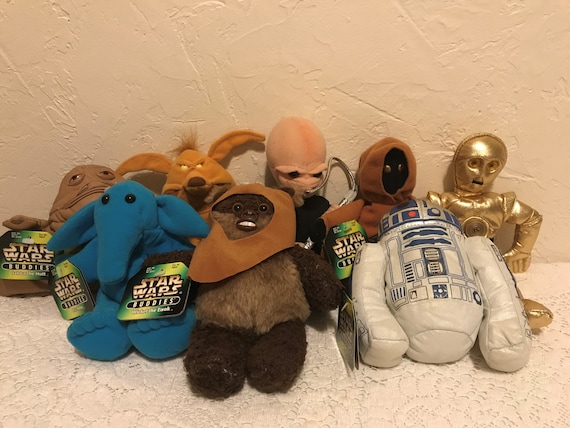 1997 Vintage Star Wars Buddies - Beanie Babies - Wicket the Ewok