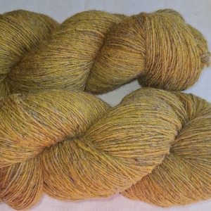 Wool yarn for knitting, High quality multicolor  dark mustard yellow wool yarn. Natural lanolin yarn.
