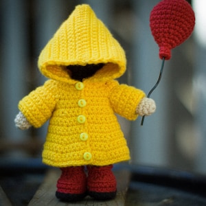 Crochet patterns amigurumi stuffed It in Raincoat with Balloon Halloween decor PDF / Instant Download tutorial