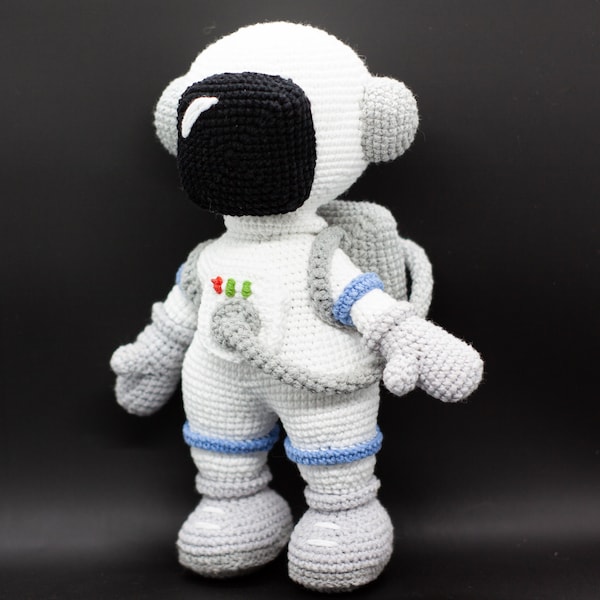 Crochet patterns amigurumi stuffed Astronaut in space PDF / Instant Download tutorial