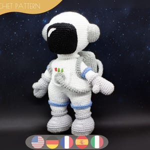 Crochet patterns amigurumi stuffed Astronaut in space PDF / Instant Download tutorial
