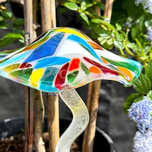 Hongo de vidrio artesanal para macetas y jardines, 5 x 8 pulgadas