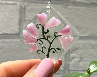 Fused Glass Sweet Pea Keepsake, handmade glass artwork, window hanging decoration