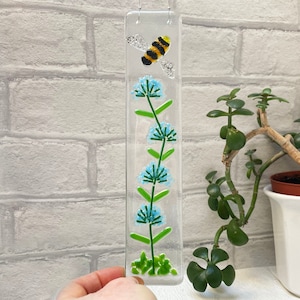 Fused Glass Flower Suncatcher: Agapanthus with Bee Window Decoration