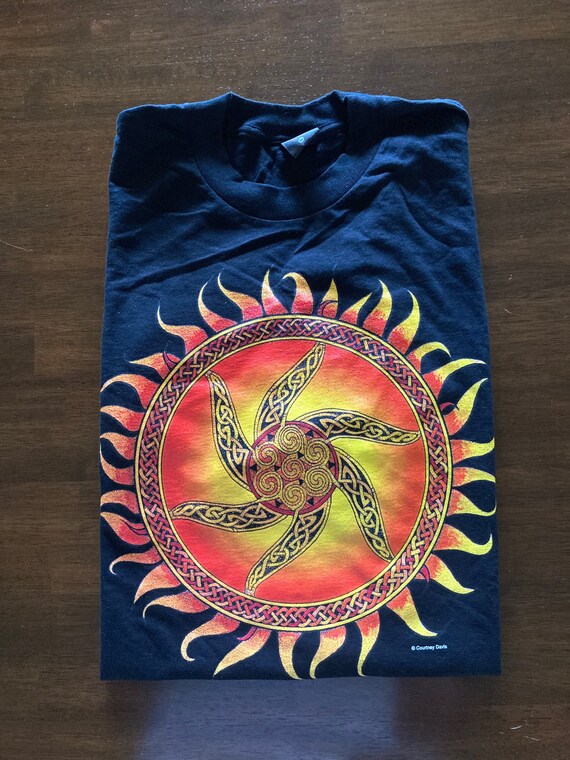 Vintage Fashion Victim Sun Tee