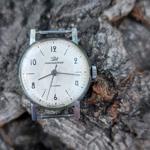 Soviet vintage watch ZARYA, mechanical watch, beautiful stylish wristwatch, USSR item