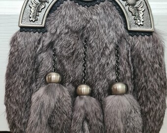 Full Dress Sporran Thistle Cantle, Antique Finish Grey Fur Sporran with 3 Tassels