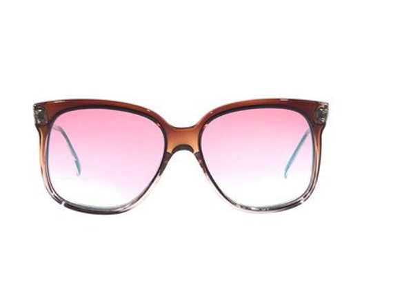 Vintage Oversized Sunglasses - Vuarnet - Pink