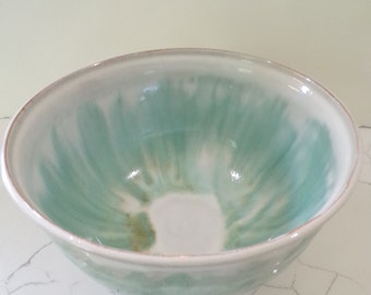 Large Serving Bowl, Ceramic Pottery bowl,  Pottery mixing bowl, Stoneware bowl