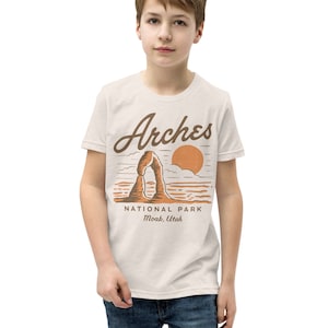 Kids Arches T-shirt National Park Utah Vintage Youth Tee