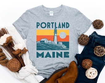 Portland Maine Vintage Retro Lighthouse Unisex T-Shirt