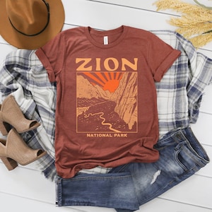 Zion National Park Utah Vintage Clay Unisex Tri Blend T-shirt