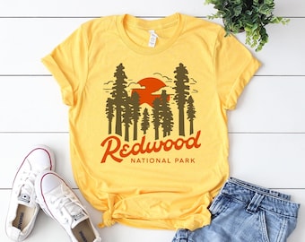 Redwood National Park California Retro Vintage Unisex T-Shirt