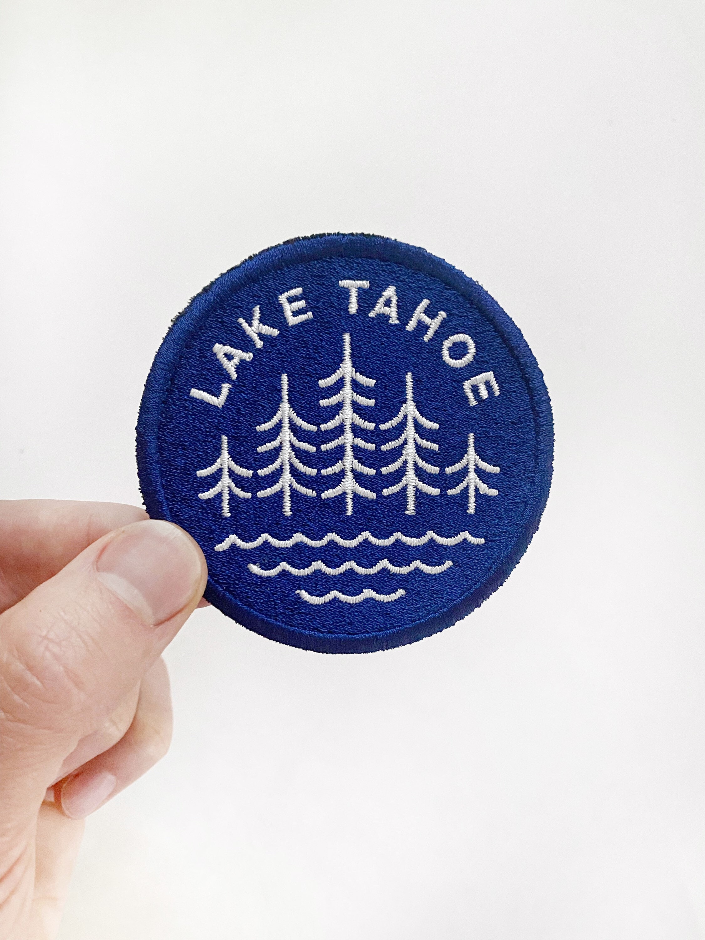 Lake Tahoe Patch Azul Marinho Bordado Circular