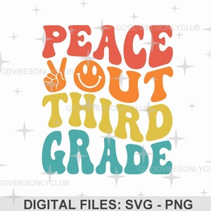 3年生の「Penice Out」PNG、スクールシャツSVG、最終学年、レトロなハッピーフェイス、波型テキスト、Cricut/Silhouette用卒業デジタルファイル