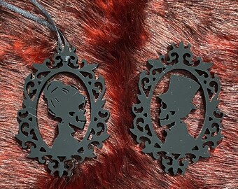 Black Male and Female Skeleton Cameo Gothmas Ornament