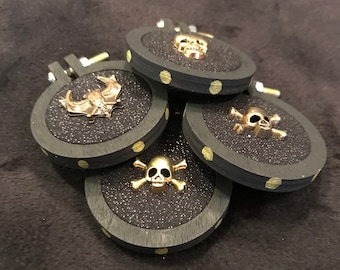 Skull and Bat, Gold and Black, Gothic Christmas Ornament