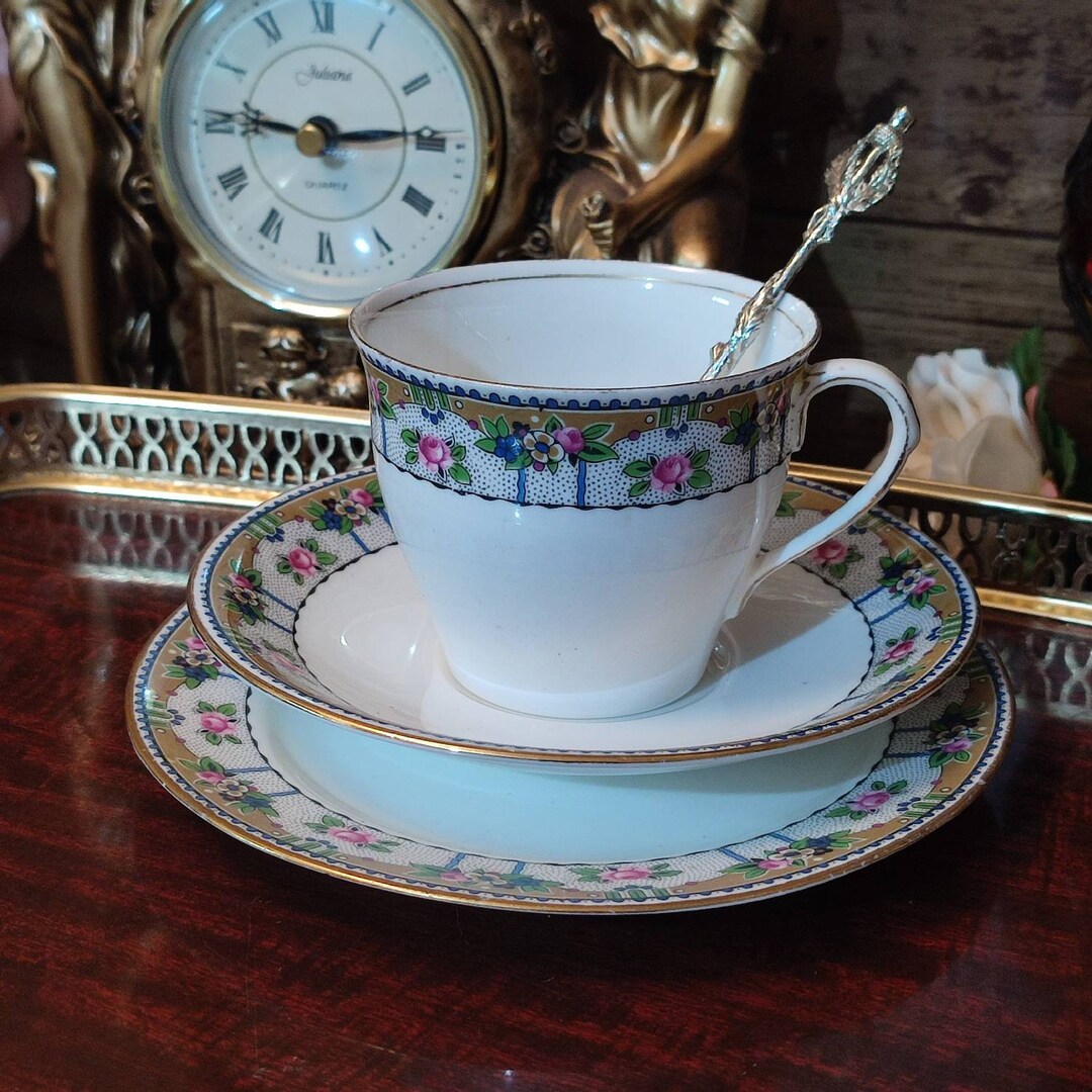 Vintage Aynsley Art Deco Teacup, Saucer and Teaplate C1930s Fine Bone