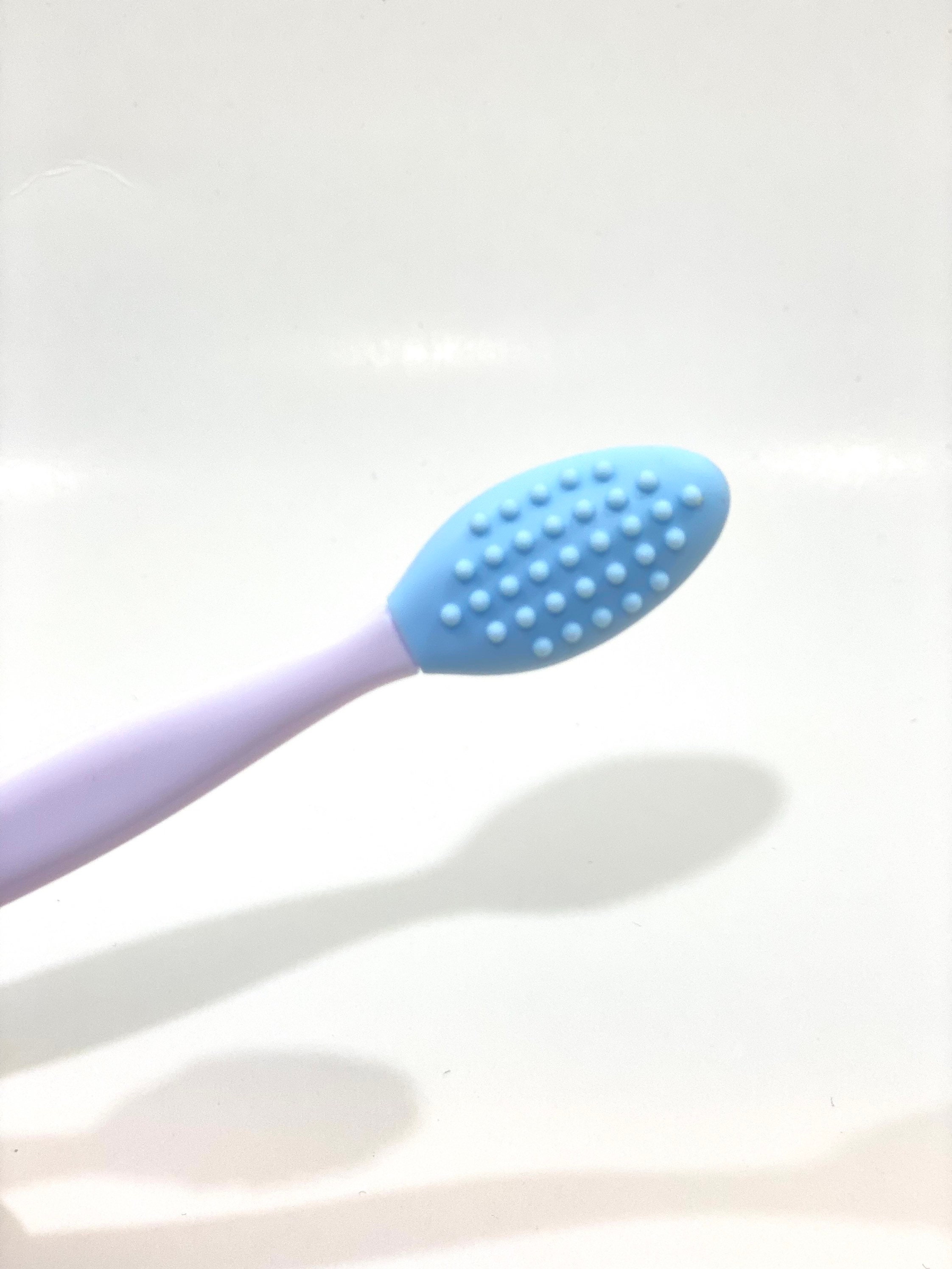 Lip Scrub Brush / Lip Cleaning Tool / Exfoliating Brush for Etsy