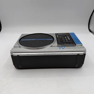 Vintage Emerson Portable Am/Fm Tv Weatherband Radio Ac/Dc PM3909A - Tested Works image 6