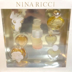Vintage Nina Ricci Perfume Set, 5 Miniatures, Sealed in Box - Etsy
