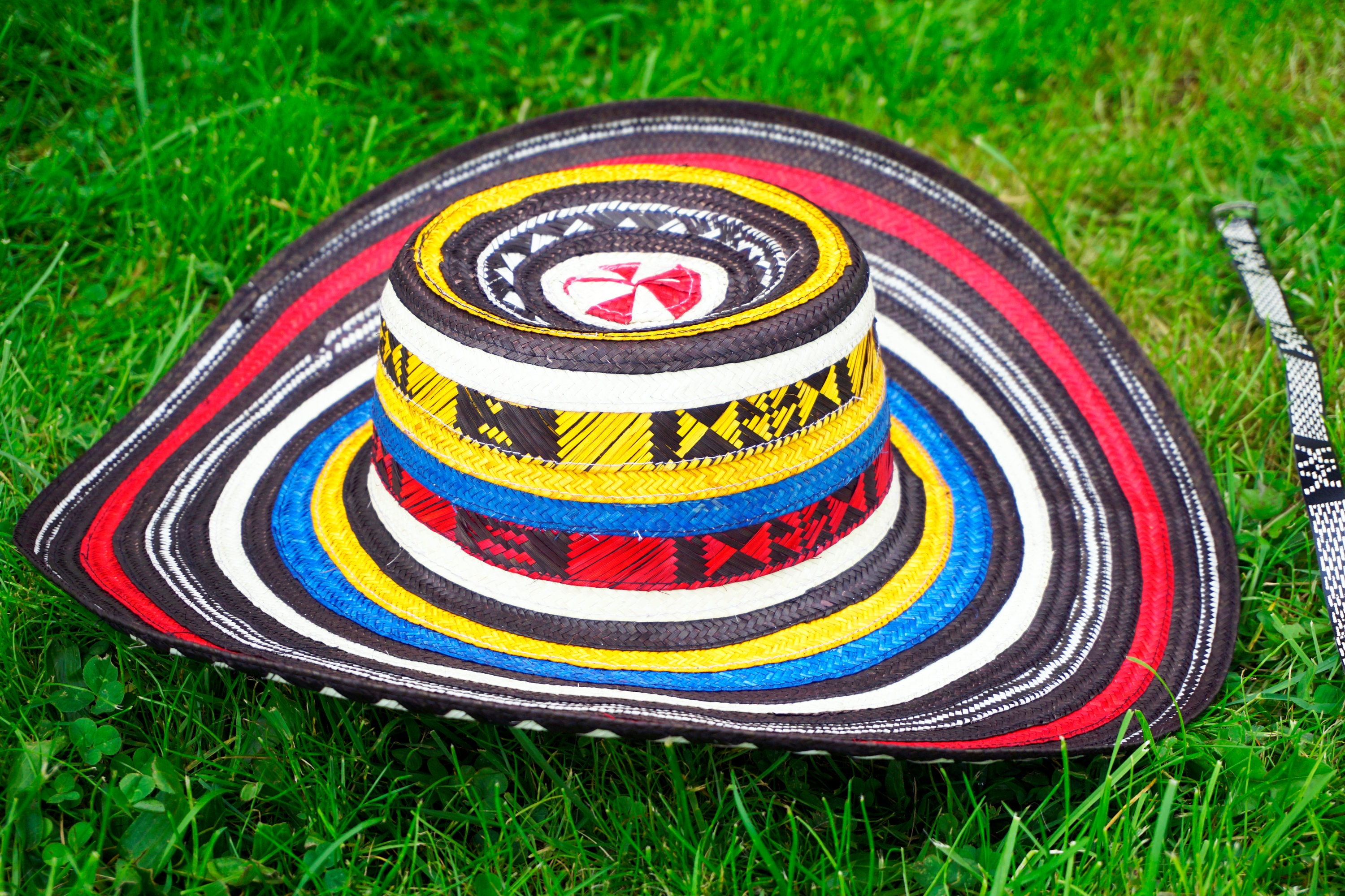 Colombian Handmade Colored Hat Sombrero Sinuano Vueltiao