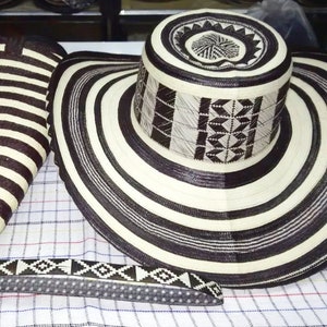Colombian Handmade Hat Sombrero + Protector Case Original vueltiao Caña Arrow 19 Laps Vueltas Colombia Men Women Special Gift for All Ages