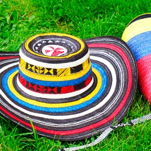 Combo Set Colombian Handmade Colored Hat + Tricolor Case Vueltiao Caña Arrow 19 Laps Vueltas Hat Men Women  Special Gift