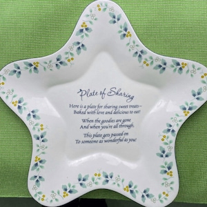 Vintage de los 80  Pfaltzgraff Winterberry Star Shaped Sharing Plate Beautiful Piece Christmas Perfect Gift Plato Hermosa Pieza de Navidad