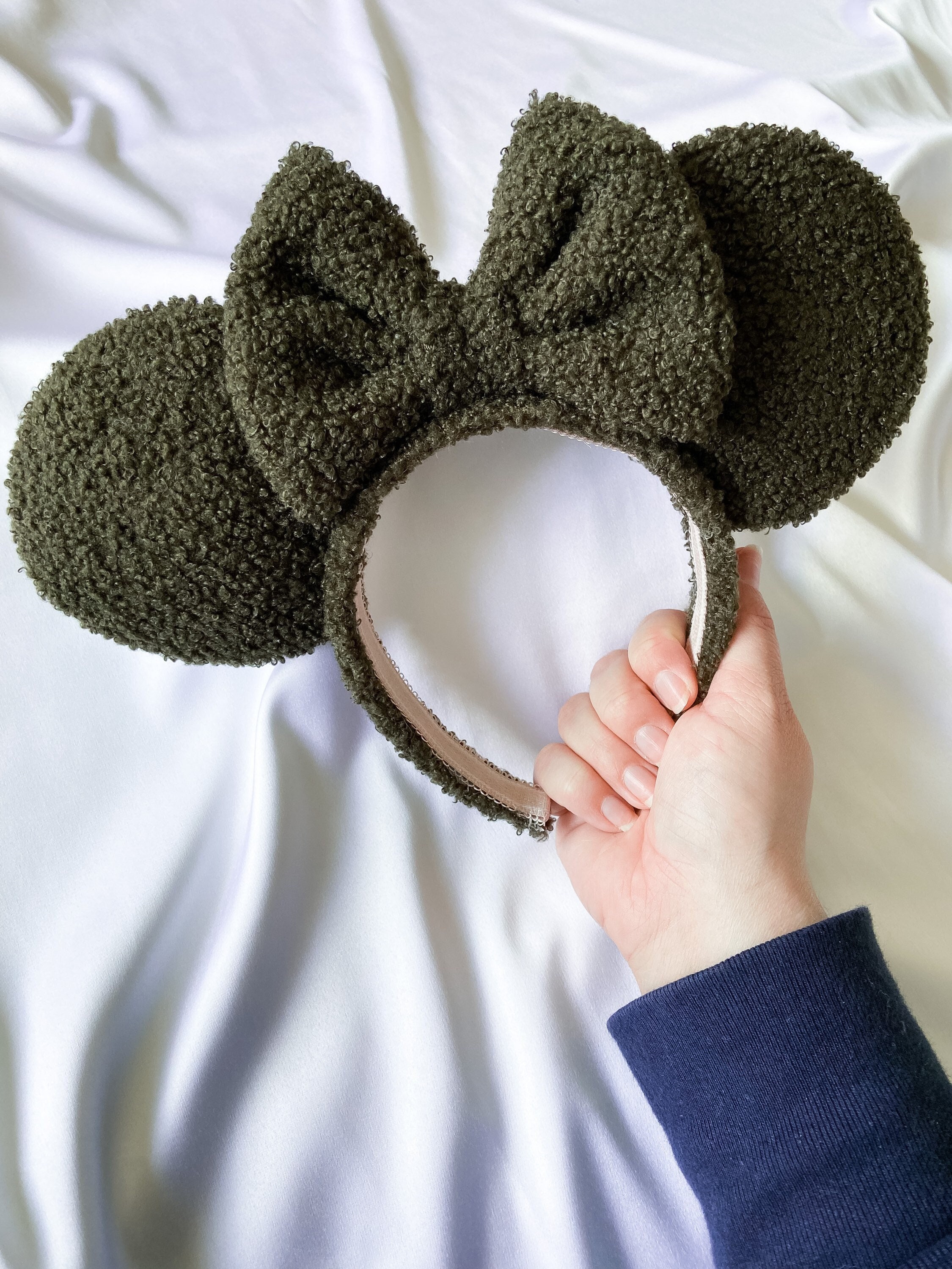 Minnie Mouse Sherpa Winter Ear Headband