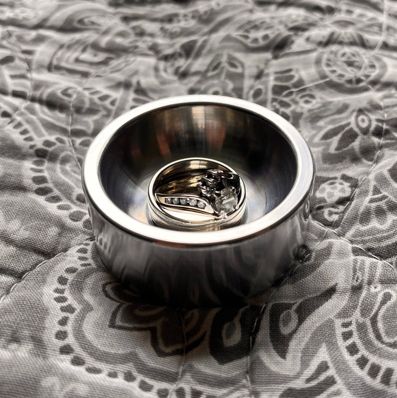Polished Aluminum Ring Dish Jewelry Holder image 1