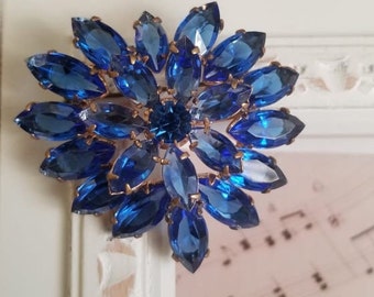 Vintage Czech Art Deco Brooch with Blue Glass Crystals