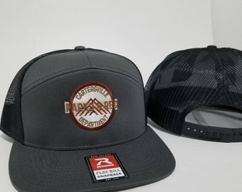 Chapeau de camionneur personnalisé à 7 panneaux | Chapeau personnalisé à 7 panneaux | FLAT BILL Chapeau brodé sur mesure | Logo de l’entreprise brodée | Logo personnalisé Flatbill