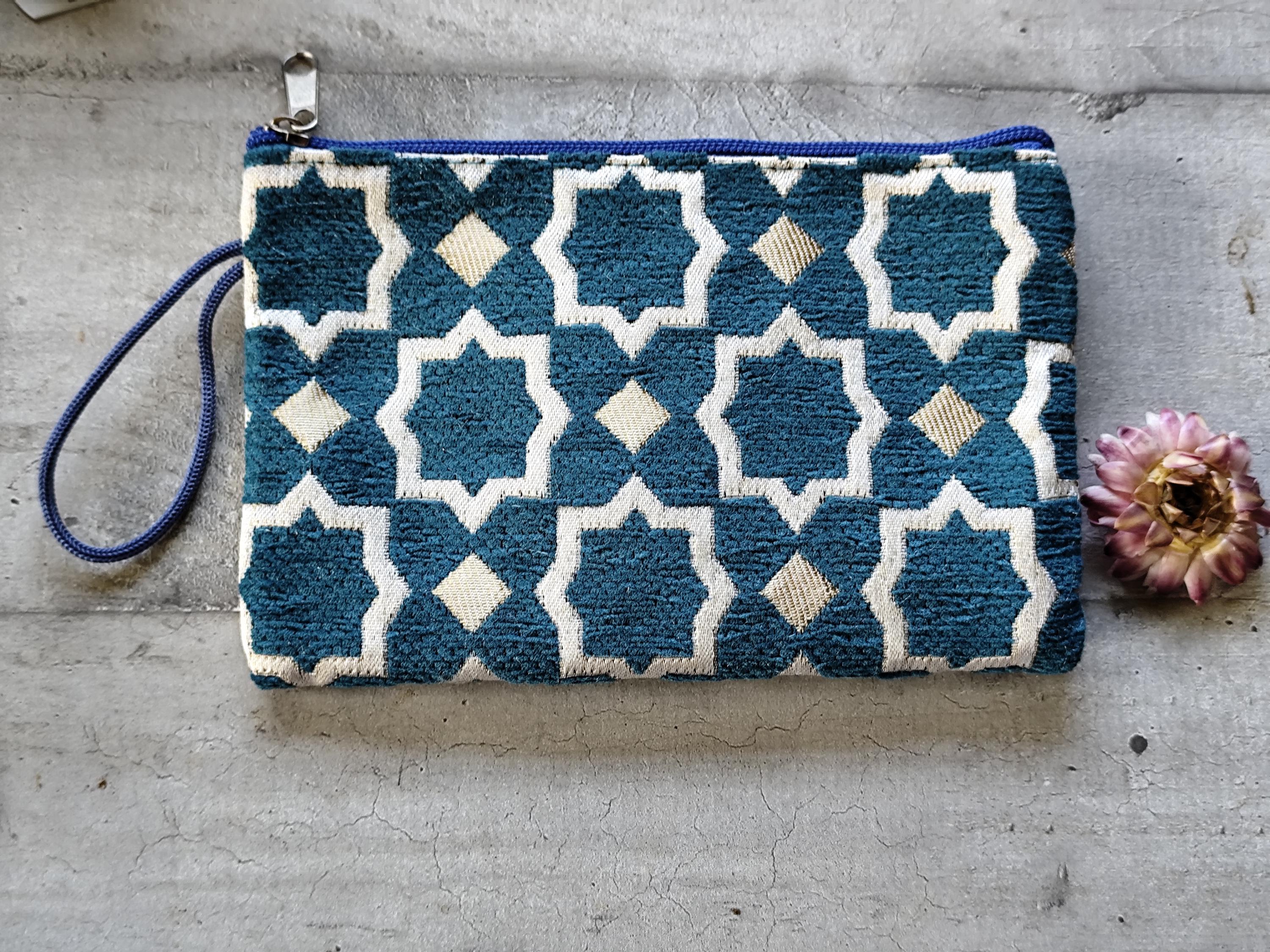 Pochettes Zippées En Velours Brodé Marocain - 10 Teintes Au Choix, Neuf Avec étiquettes, Pour Femme