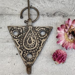 rare large vintage fibula