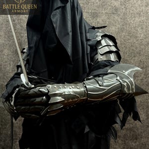 Nazgûl Ringwraith Costume - Dark Rider Nazgûl Set - Ringwraith Robes with Gauntlets & Cloak - Perfect Nazgul Outfit - Dark Rider Costume