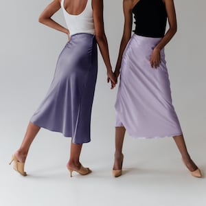 Silk slip skirt lilac 100% real silk slip midi a-line skirt women skirt bias cut slip skirt trends outfits silk satin skirt image 1