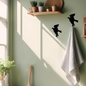 Metal Bird Wall Hook: Modern Farmhouse Decor - Gold or Black