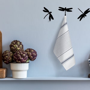 Dragonfly Towel Hooks - Artistic Wall Decor for Modern Home Organization, Cute Wall Decor, Set of Metal Dragonfly Hook, Lovely wall accents