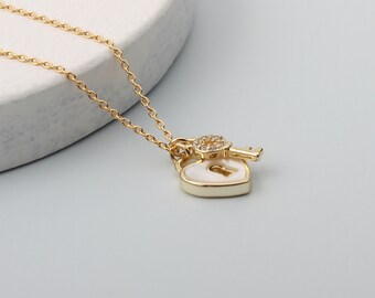 TATIANA☆Heart Locks and Keys Pearl Necklace TATIANA】Heart Locks and Keys Pearl Necklace〜ネックレス